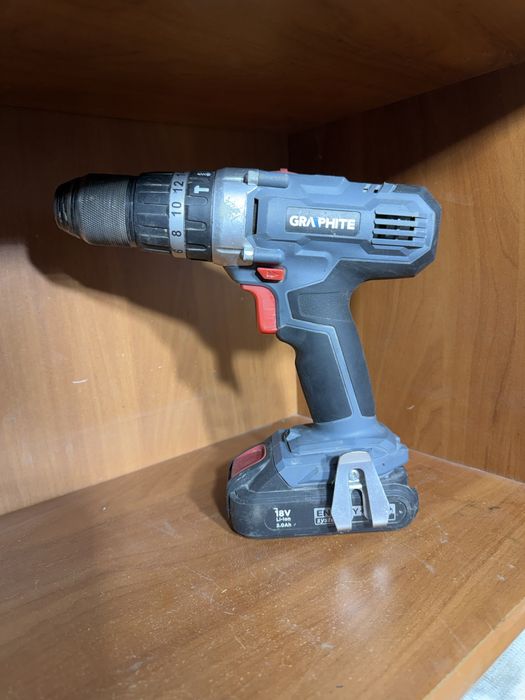 Zestaw graphite klucz udarowy i wkretarkowiertarka 18v +bateria 2ah