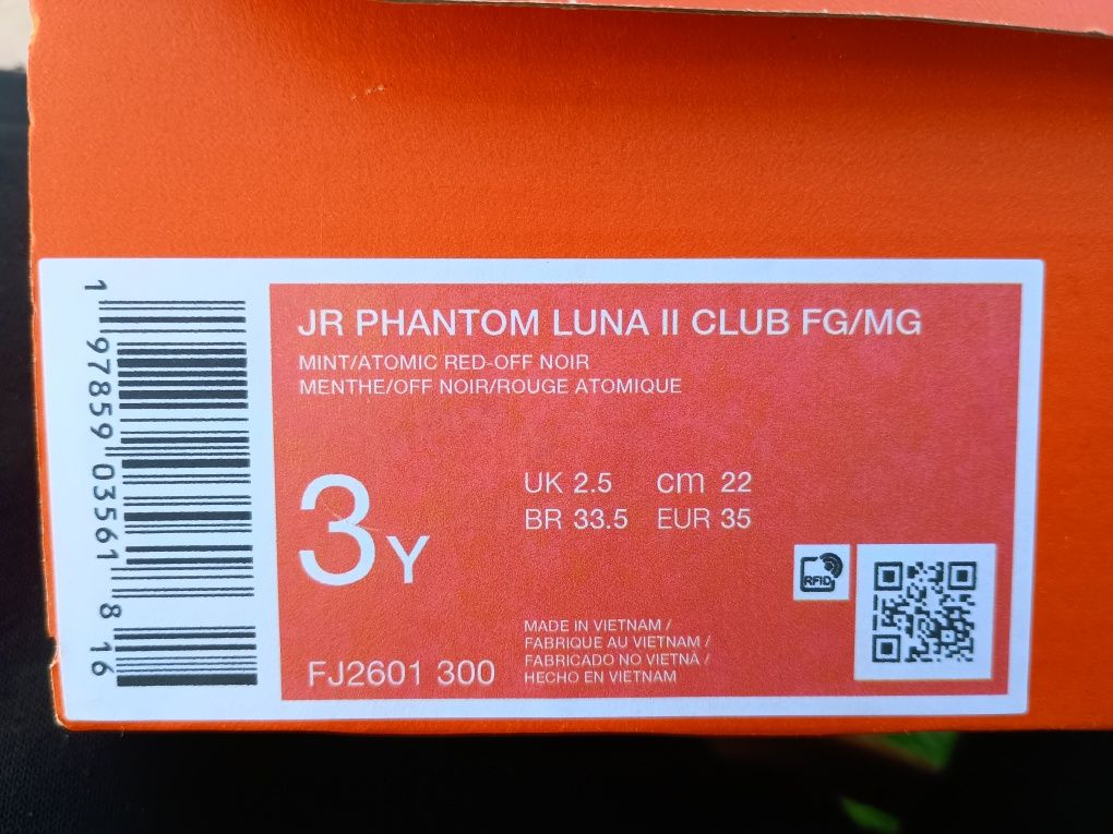 Buty korki dziecięce Nike Jr Phantom Luna II rozmiar 35