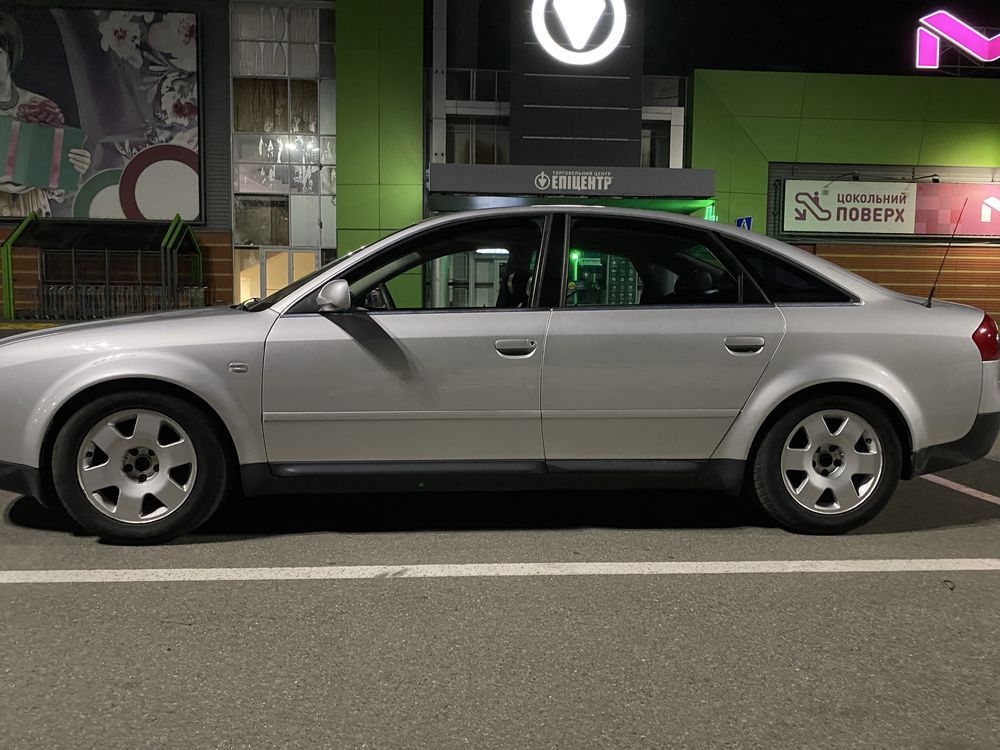 Audi a6c5.             (s6)