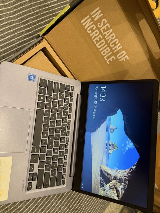 Asus E406 (Portatil Para Estudantes)