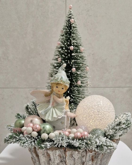 Новорічний декор, новорічний вінок, різдвяна композиція