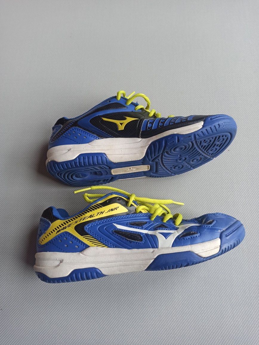 Mizuno Wave Stealth Jnr rozmiar 34,5 wkładka 22cm halówki