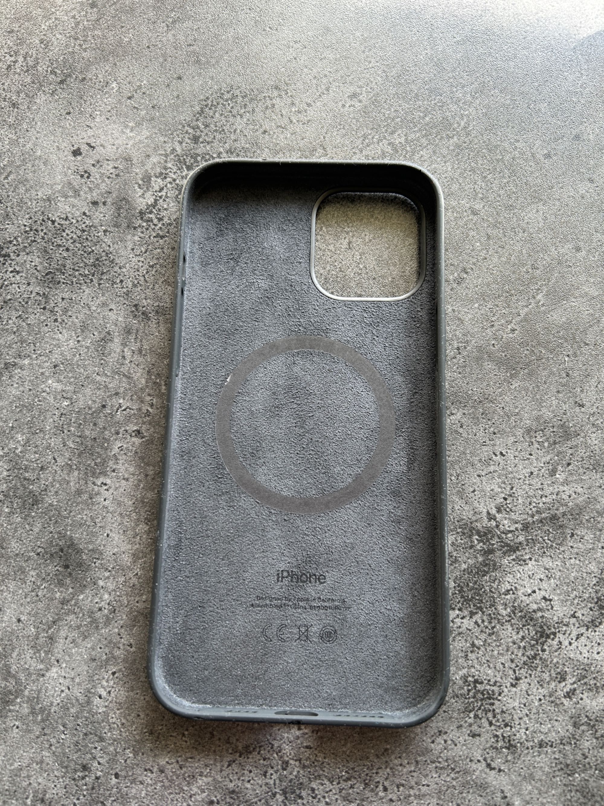 Oryginalne czarne etui IPhone 12 MAX i Pro Max