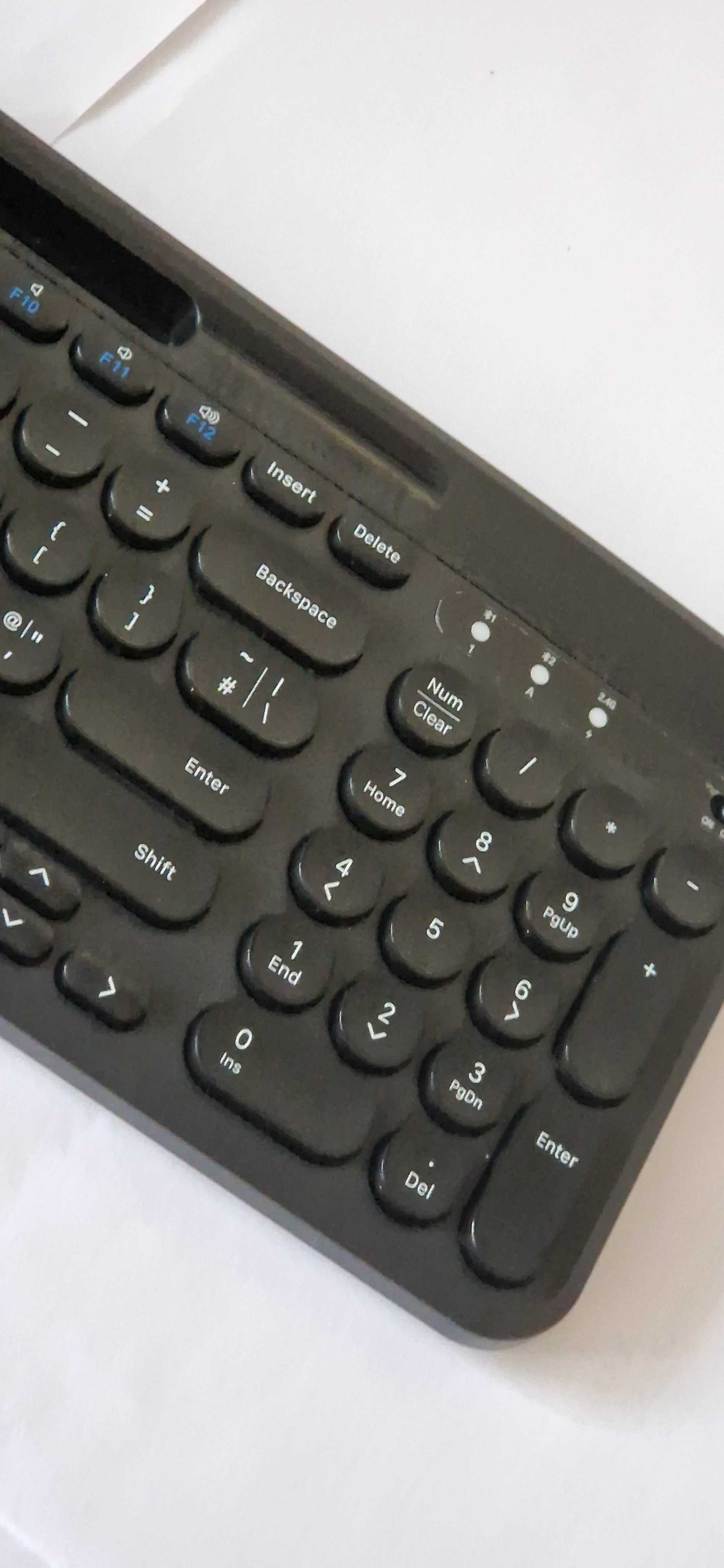 Klawiatura bezprzewodowa uniwersalna tablet komputer Bluetooth