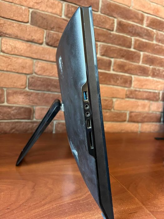 Продам Моноблок пк Lenovo C260