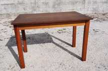 Mesa em pinho 110cm x 75cm