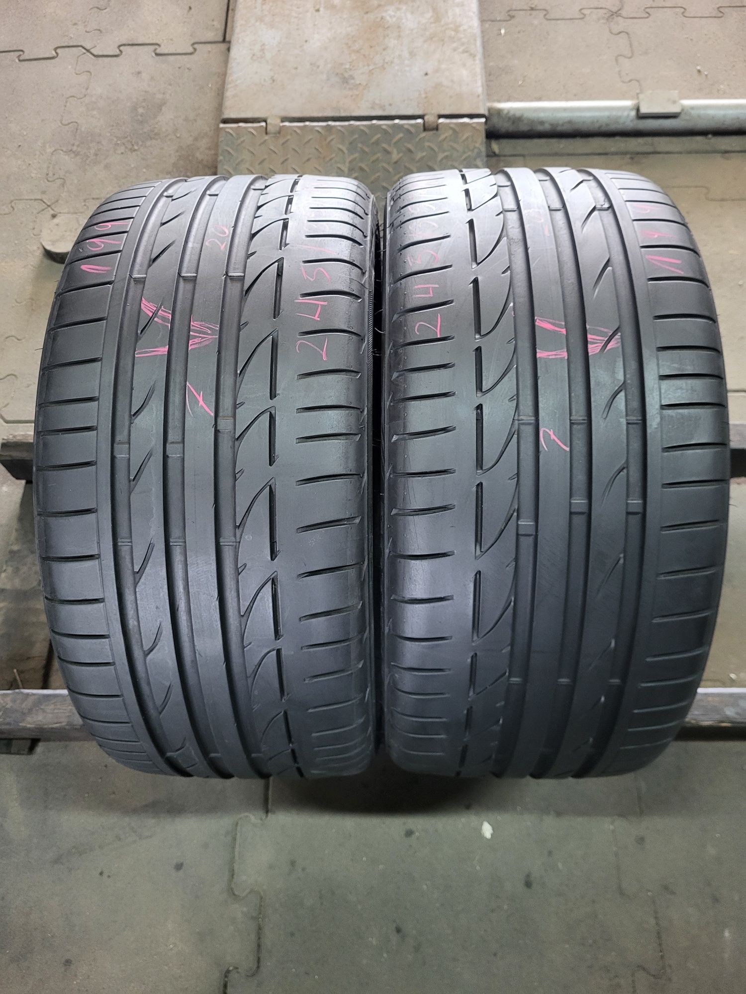 245/35R18 Bridgestone 20rok