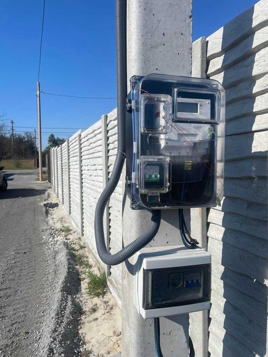 Продам участок в пос.Обуховка рядом с лесом