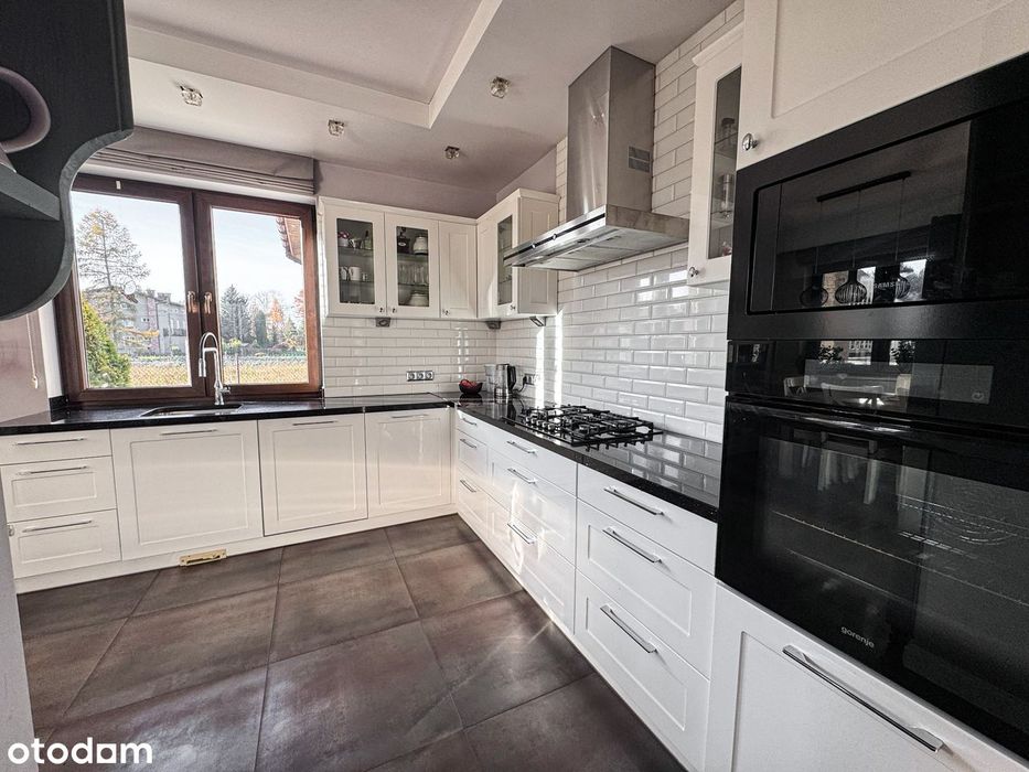 Przestronny dom gotowy do wejścia- Wola Batorska, bez prowizji