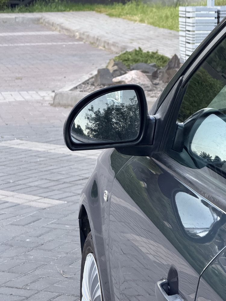 Автомобіль Kia ceed