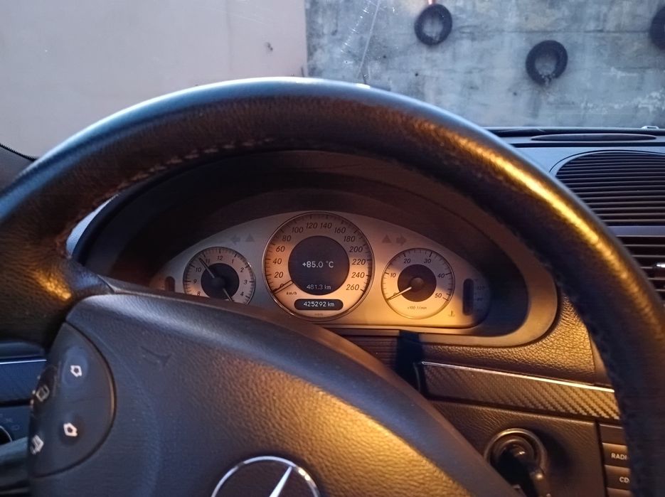 Mercedes E 220 cdi