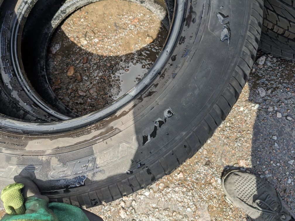 235/65R17 Dunlop Sport3D