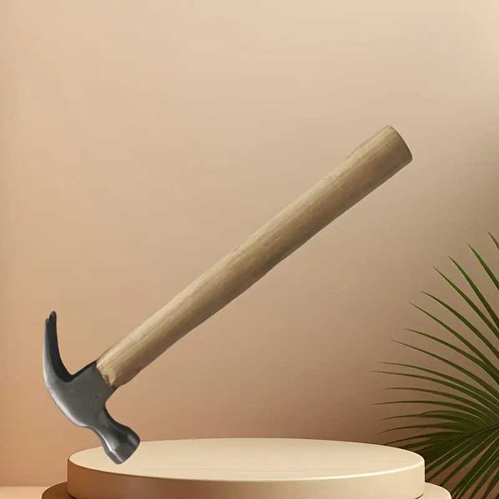 Młotek Ciesielski Stolarski Z Drewnianym Trzonkiem 500g 33cm