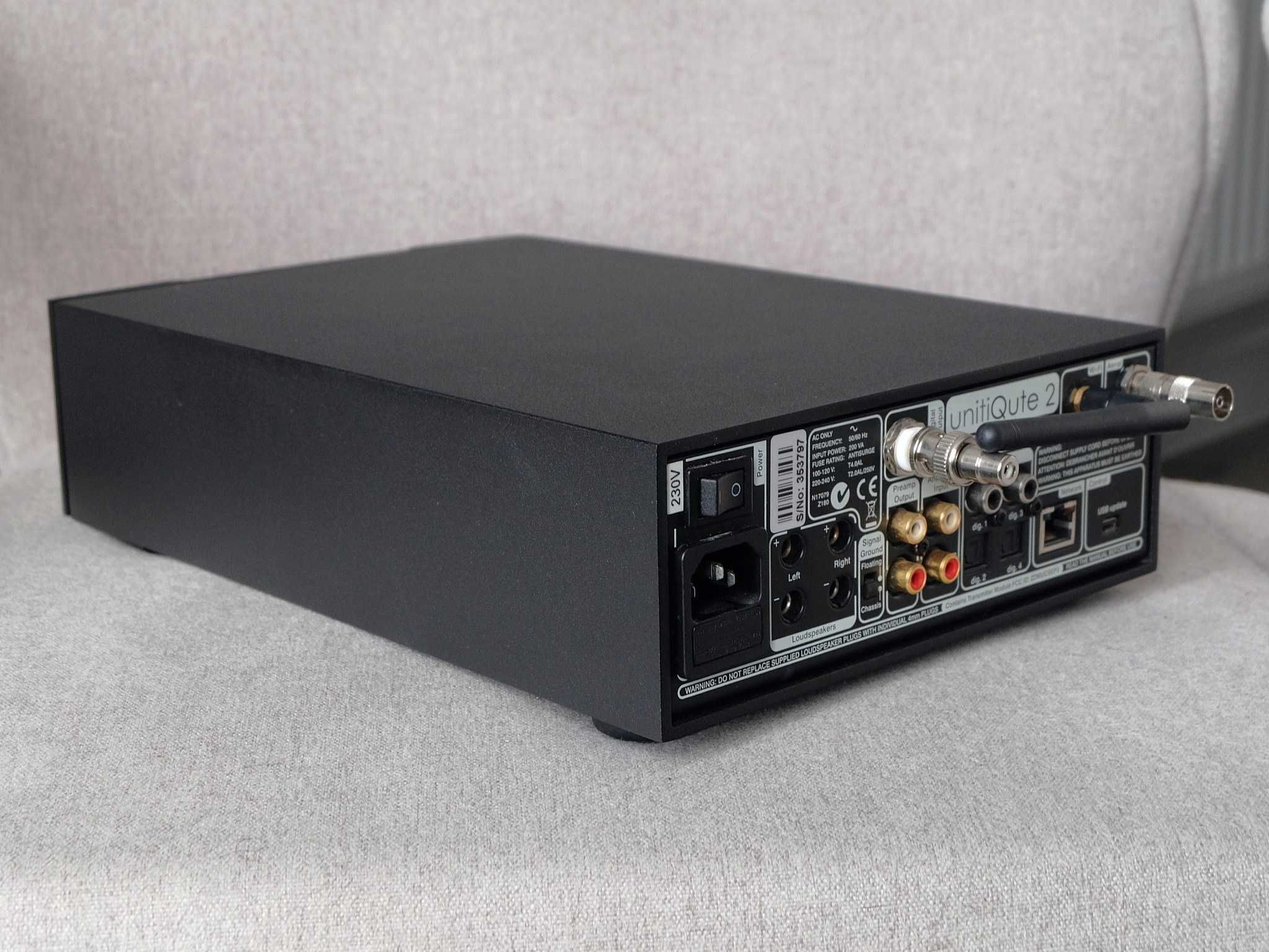 Naim Unitiqute 2 /streamer /wzm /preamp /radio