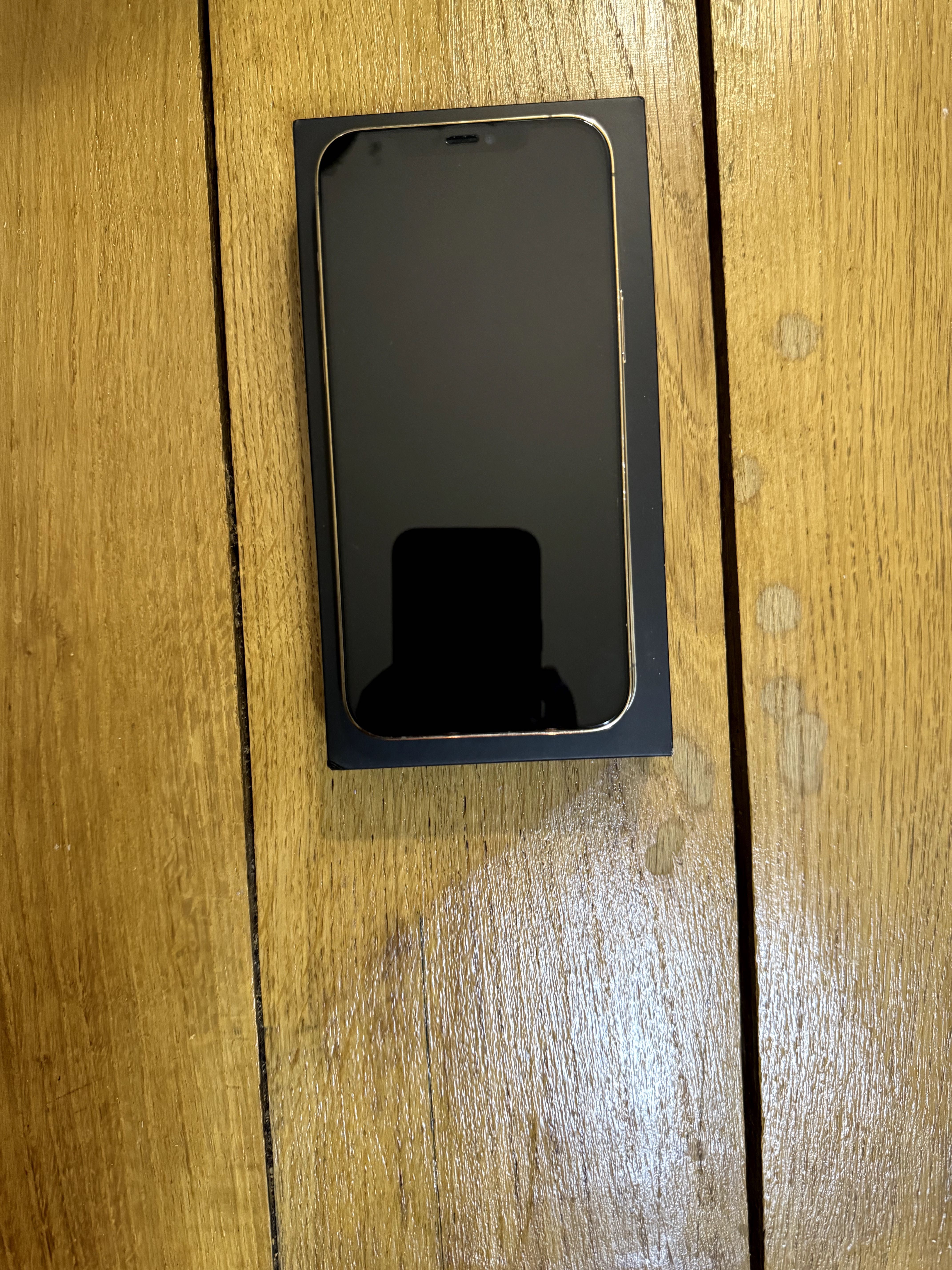 Продам iPhone 12 Pro Max, 512Gb, Gold