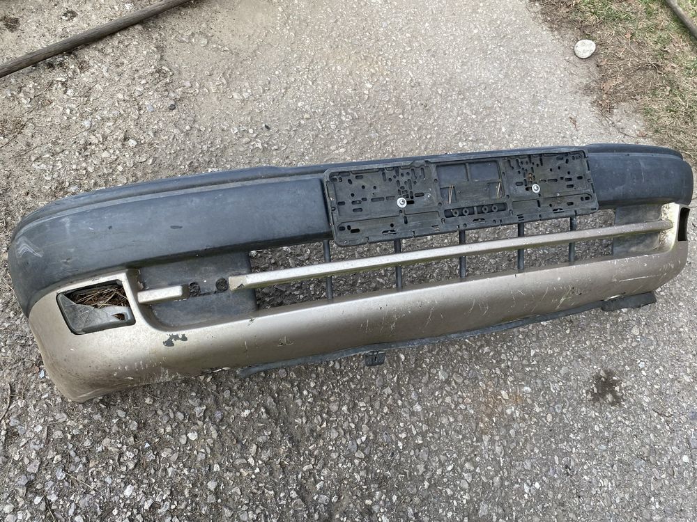 Opel Astra F 1 zderzak przod przedni