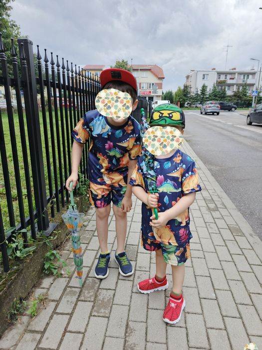 Komplet letni w dinozaury;)