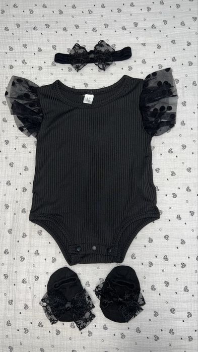 Боді+шкарпетки+повʼязка 62-68 розміру