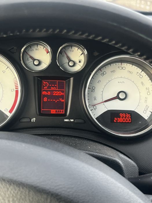 Peugeot 308 CC 2010