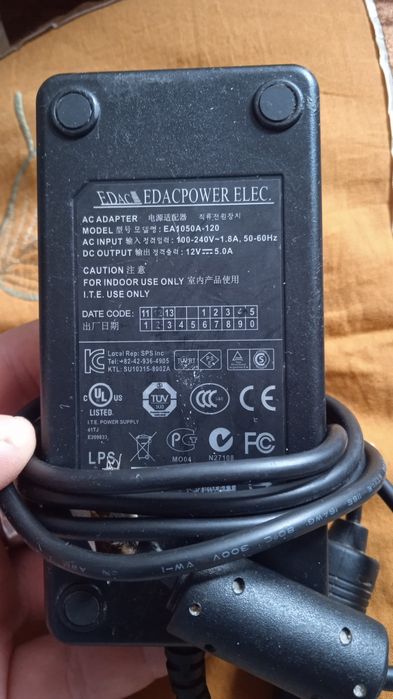 Зарядное 12в 5а.