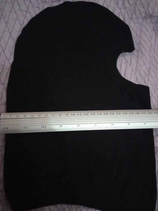 Балаклава чорного кольору