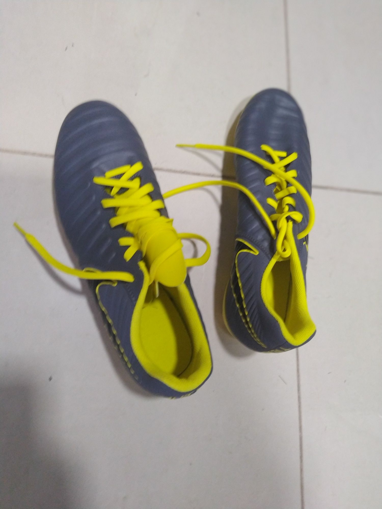 Chuteiras Nike Tiempo 42,5 (Novas)