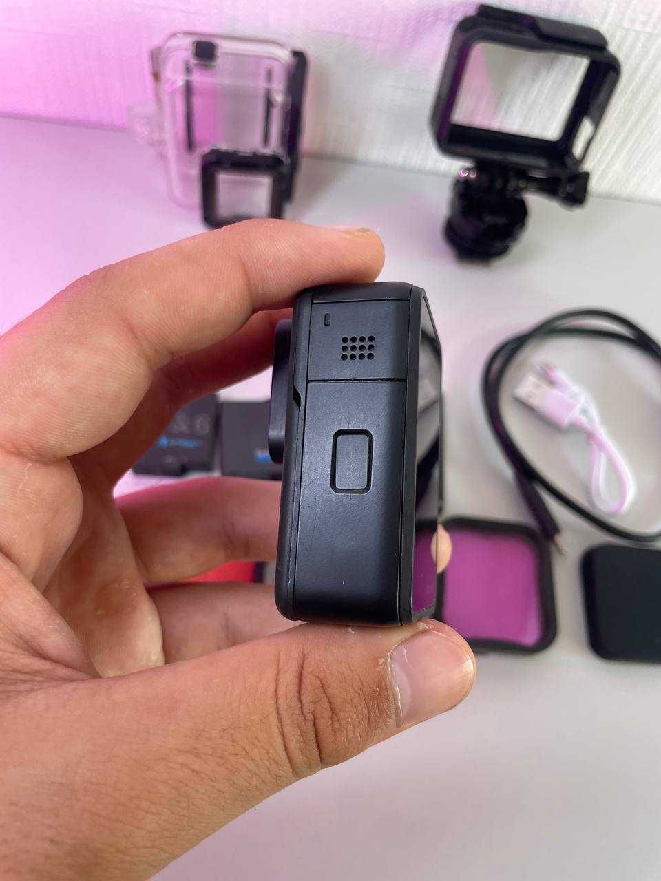 Екшн камера GoPro HERO7 Black з комплектом
