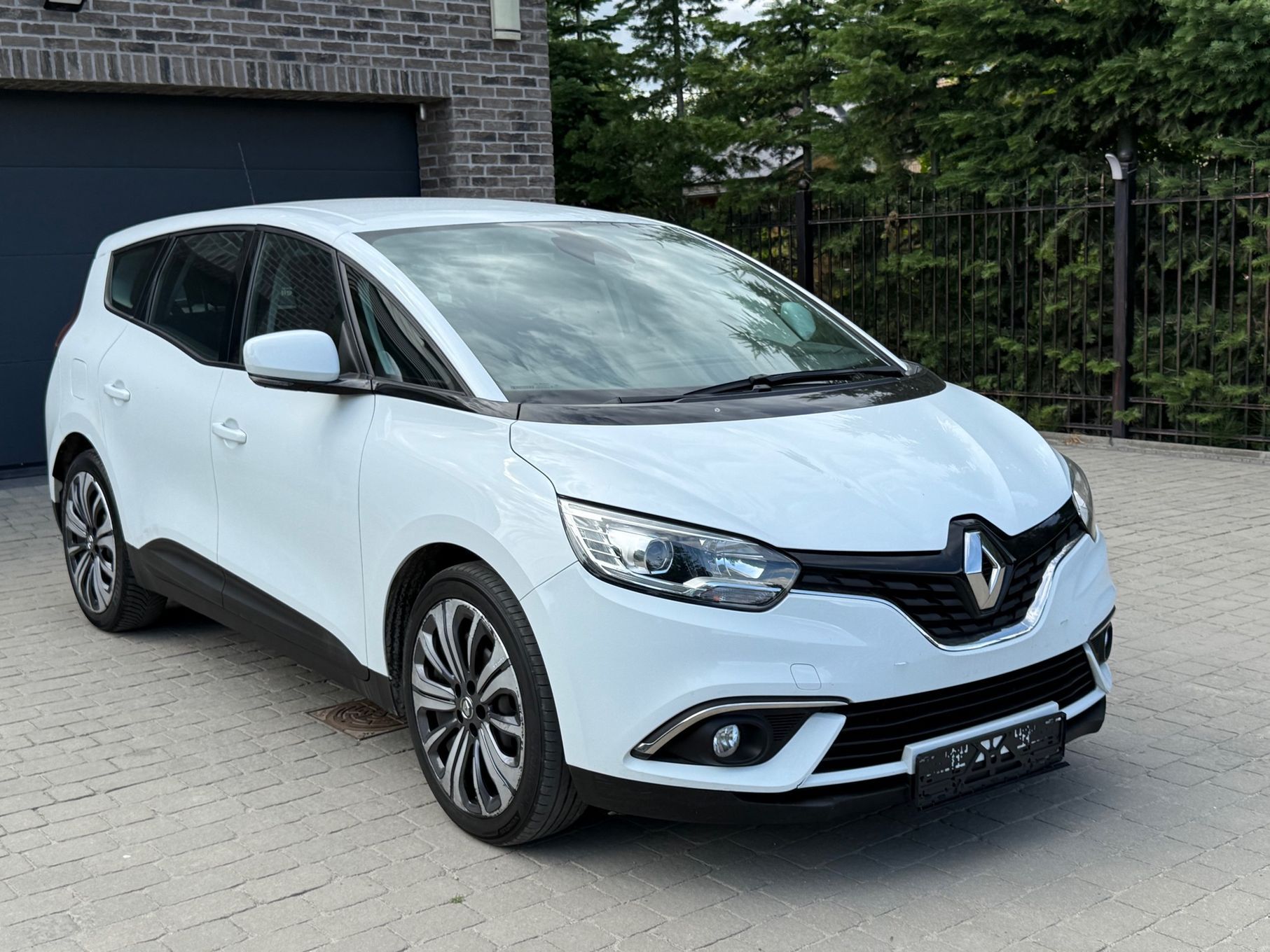 Renault Grand Scenic 7 Osobowy Nawigacja Led