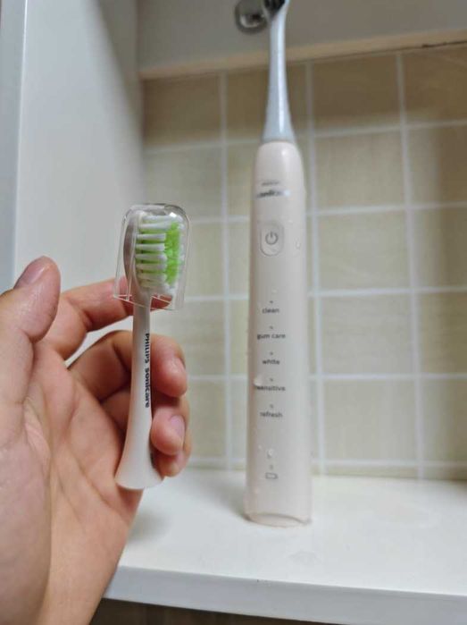 Ультразвукова зубна щітка Philips Sonicare S3 Pro 3200 Series