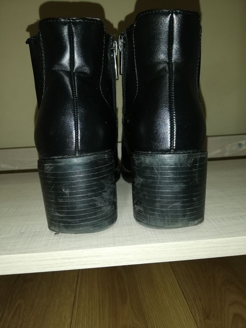 Czarne buty botki jesień/zima Jenny Fairy CCC