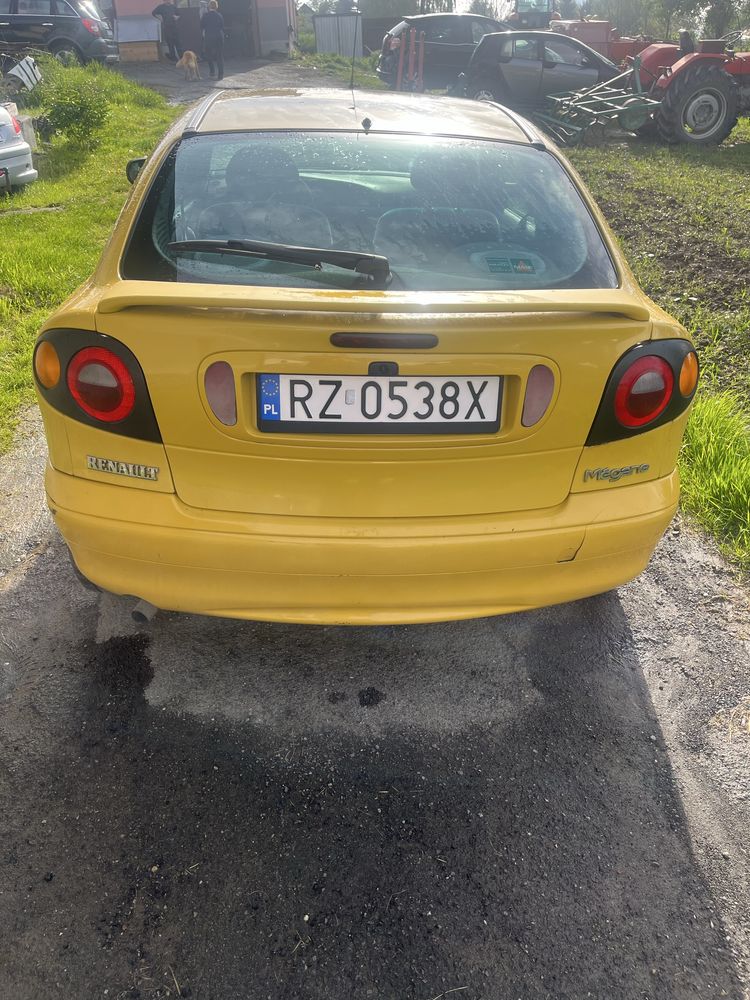 Renault megane coupe
