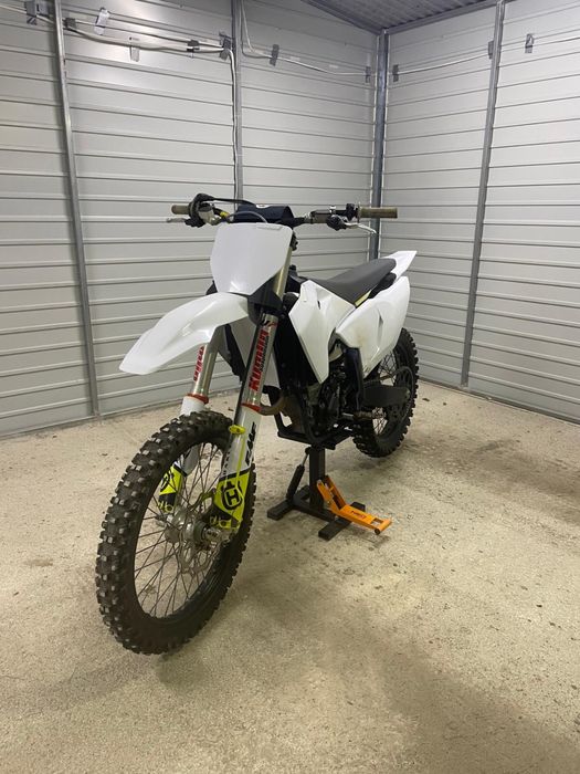 Husqvarna 250. 2023