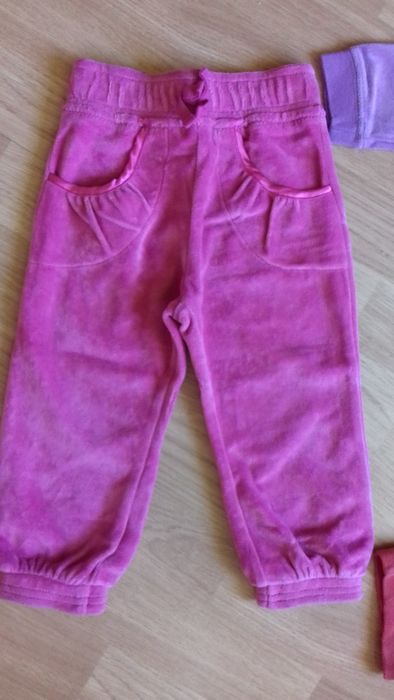 Bluza i 2 pary spodenek welurowych dla dziewczynki rozmiar 80
