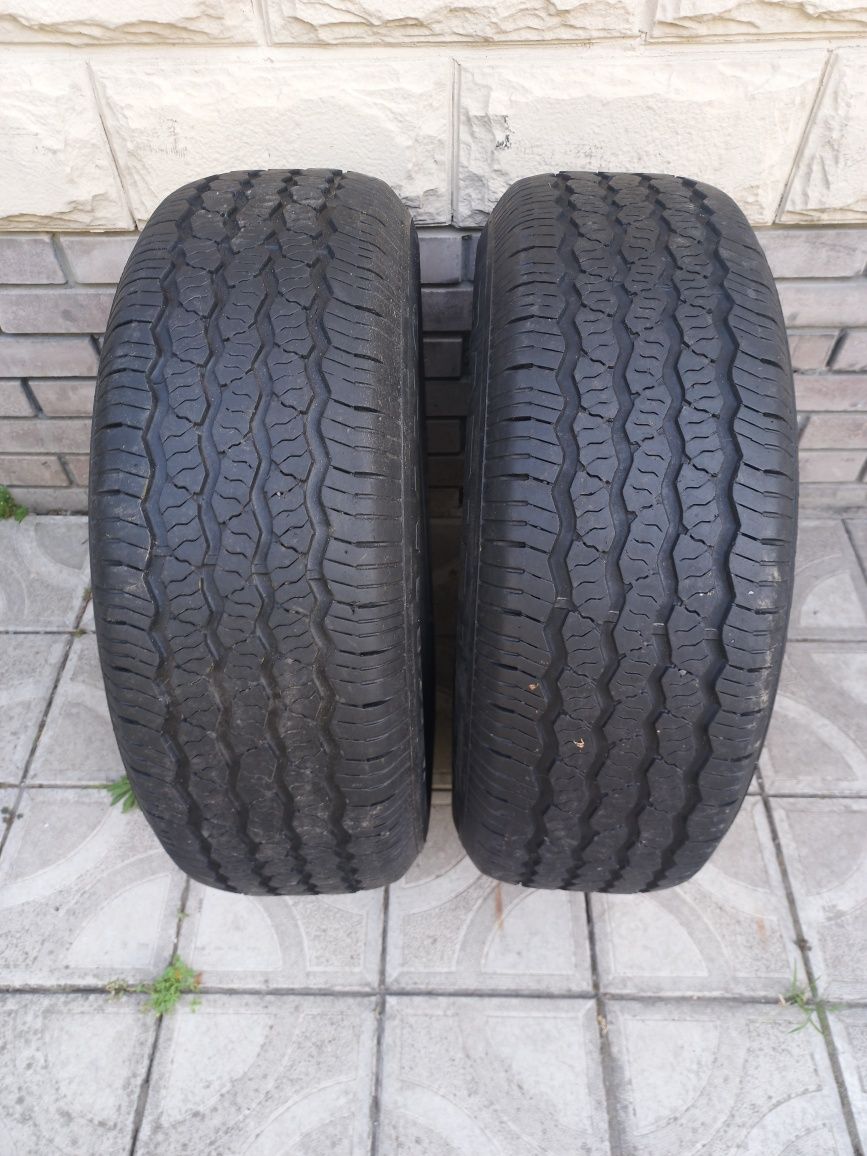 Покрышки Kumho 245/70 R16 в отличном состоянии