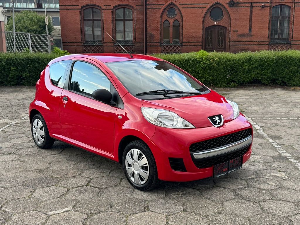 Peugeot 107 Czerwony 1.0 Benzynka Mały Przebieg Mega Stan Sam Zobacz.