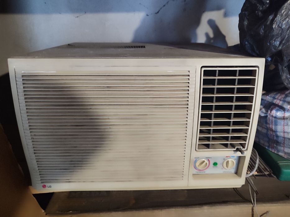 Кондиціонер віконний.