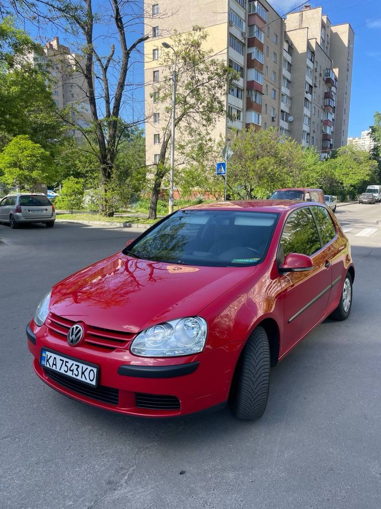 Продам Volkswagen Golf 5