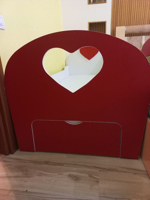 Ліжко для дівчинки, одинарне