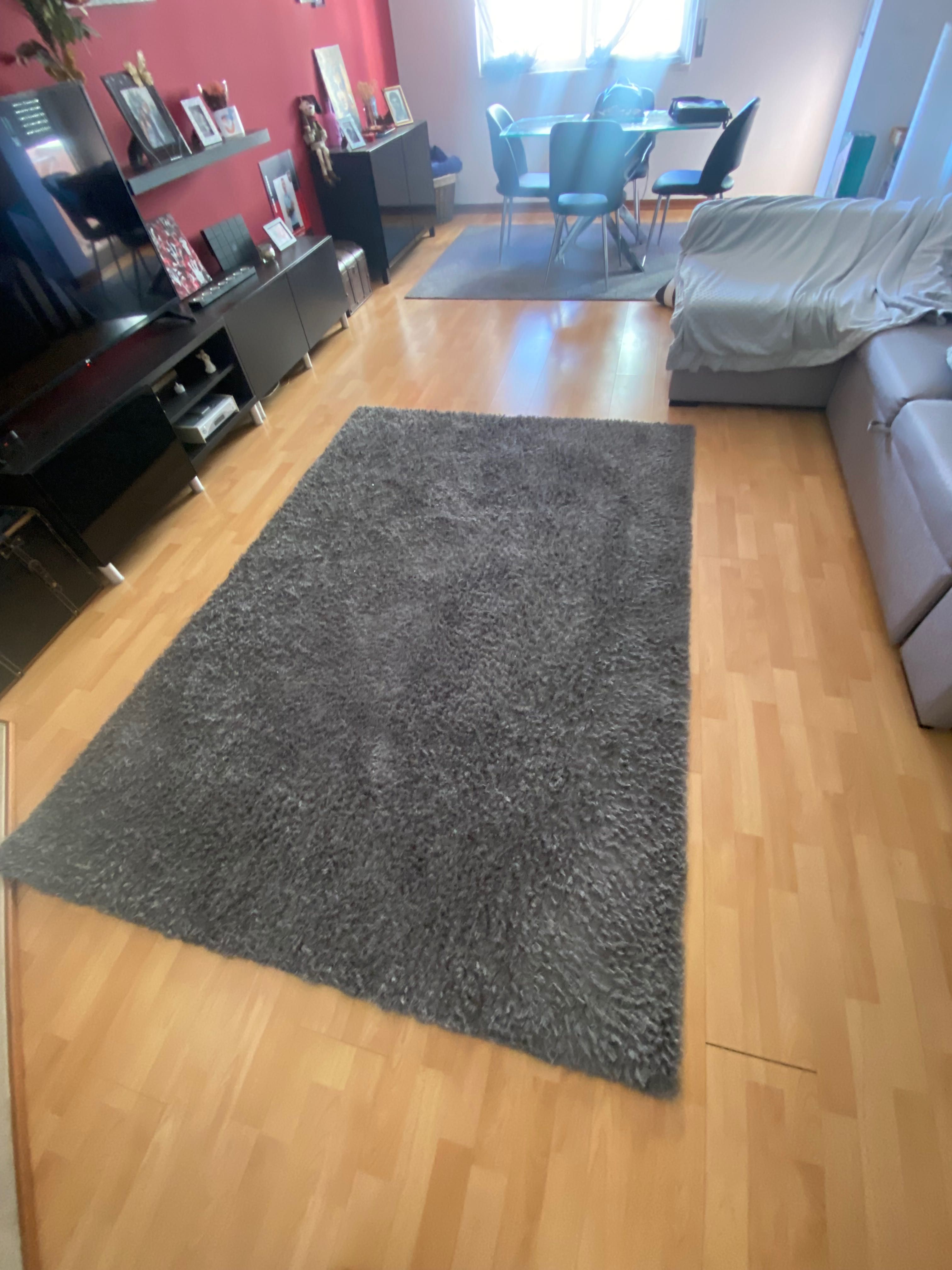 Tapete cinzento para sala ou quarto