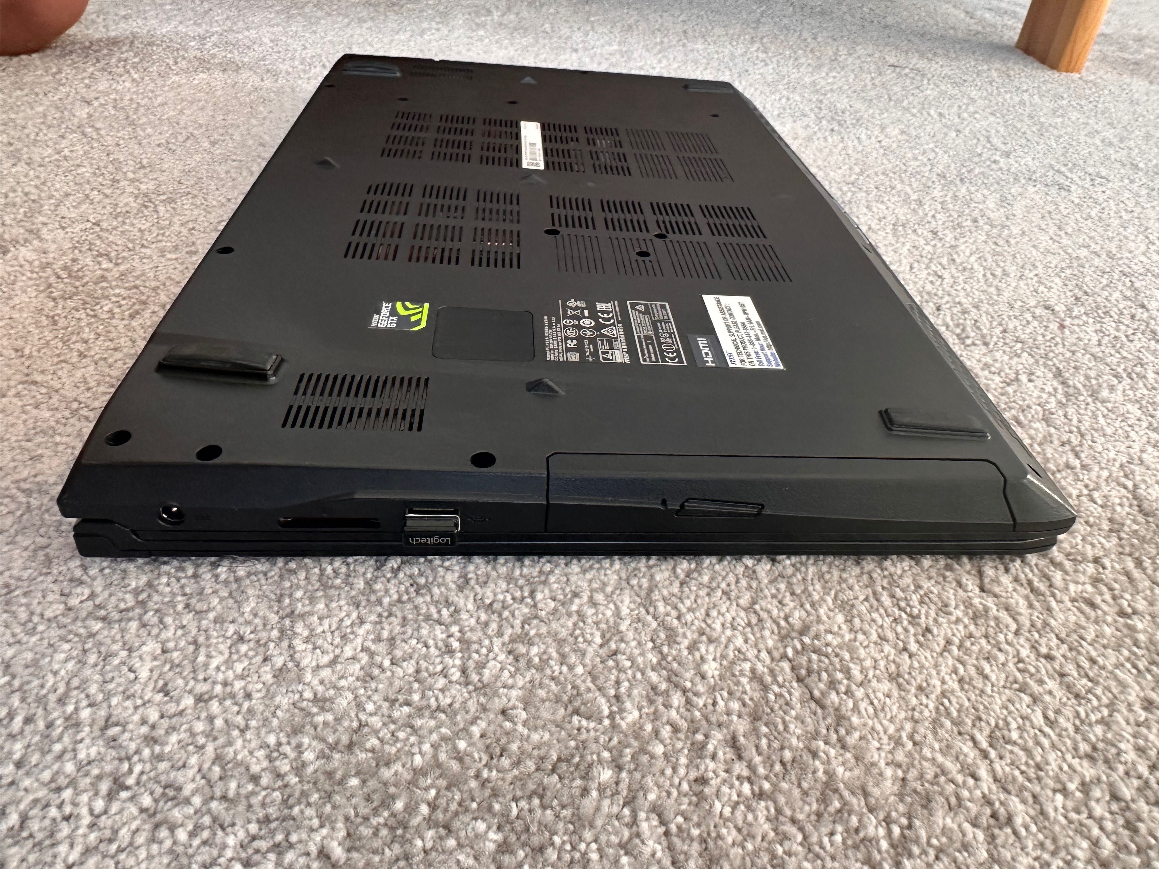 Laptop Gamingowy. MSI 17.3" GE72VR Apache Pro-009 Intel Core i7