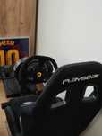 THRUSTMASTER T300 Ferrari + Kokpit PLAYSEAT Alcantara Czarny