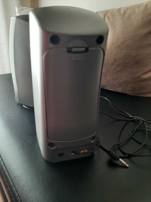 Colunas sony com fio