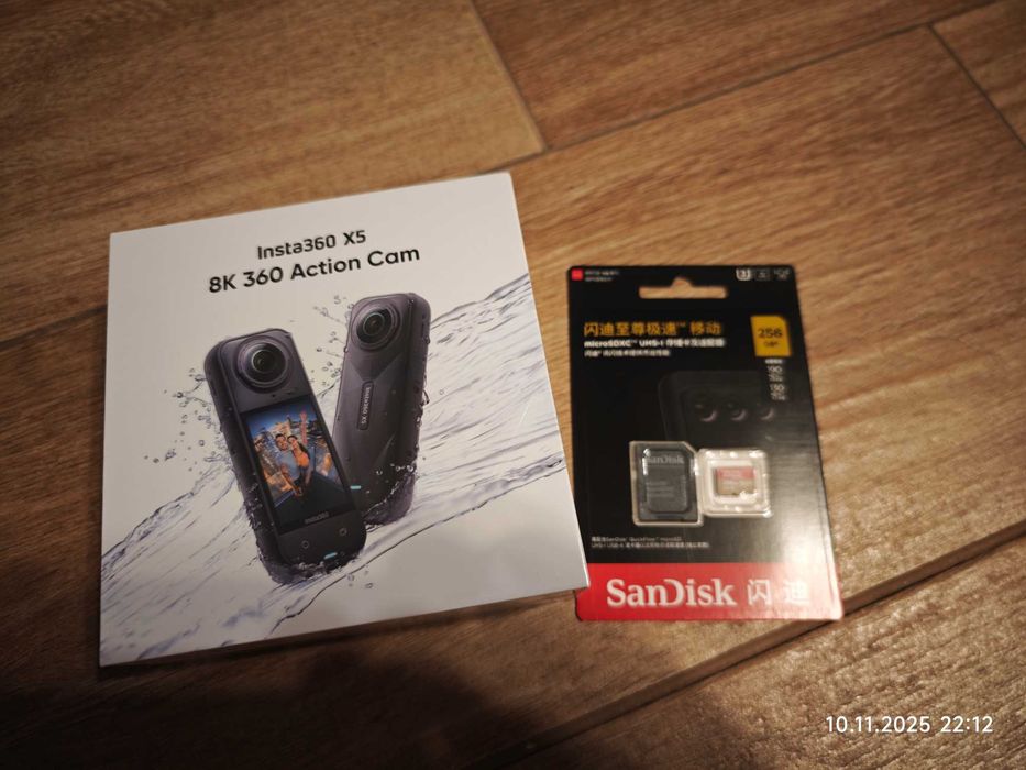 Insta360 X5 Pack Standard - wodoodporna kamera sportowa 360° -256Mb