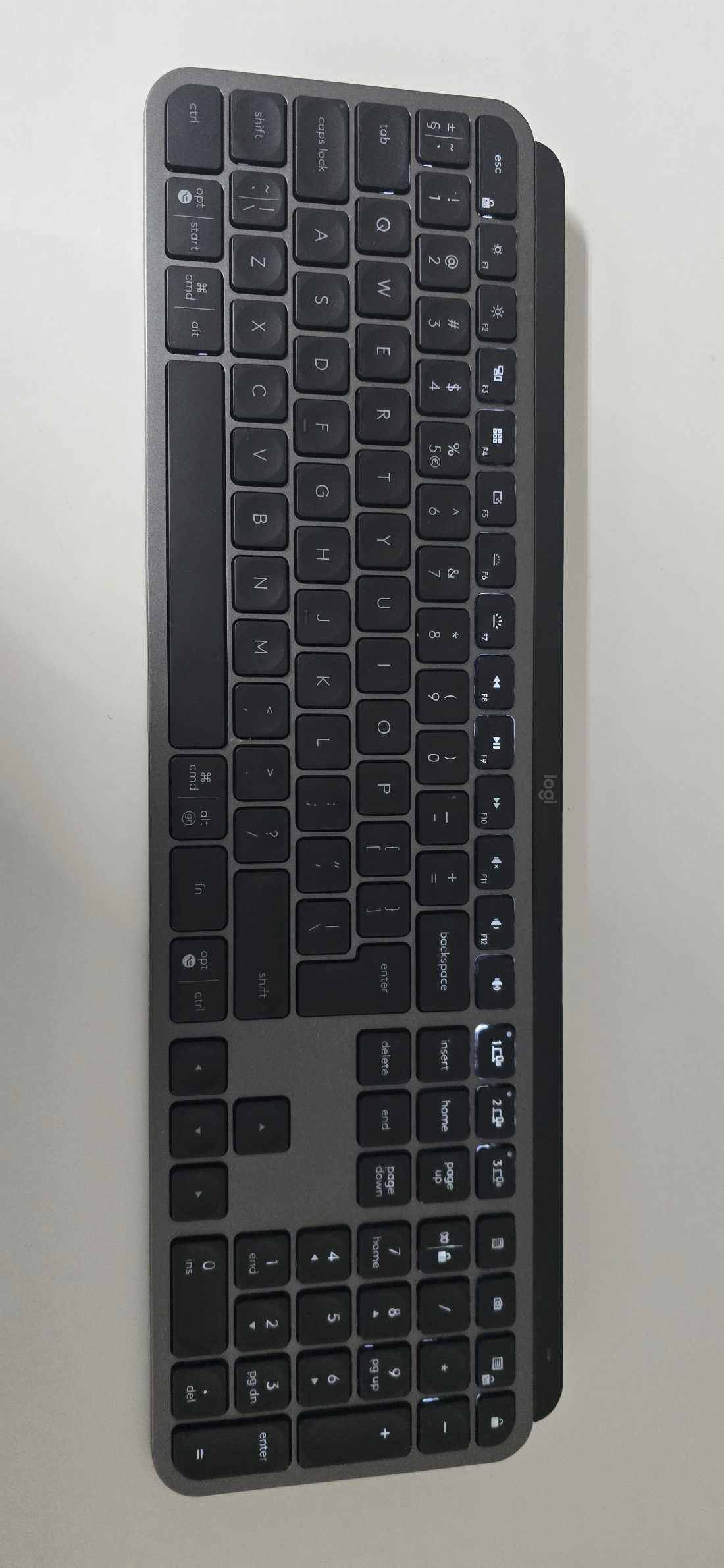 Logitech MX Keys