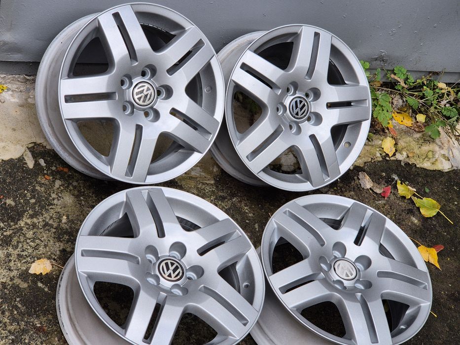 5 100 R15 Volkswagen Skoda Audi