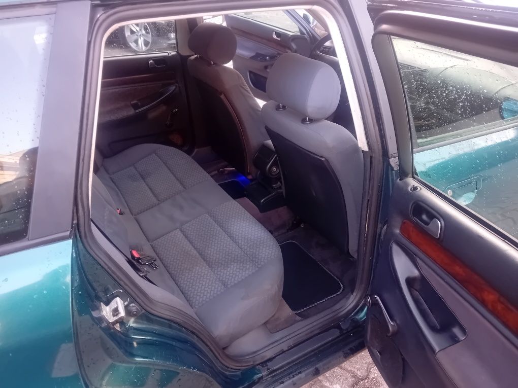 Carrinha muito fiavel nada a fazer sem barulhos com ipo