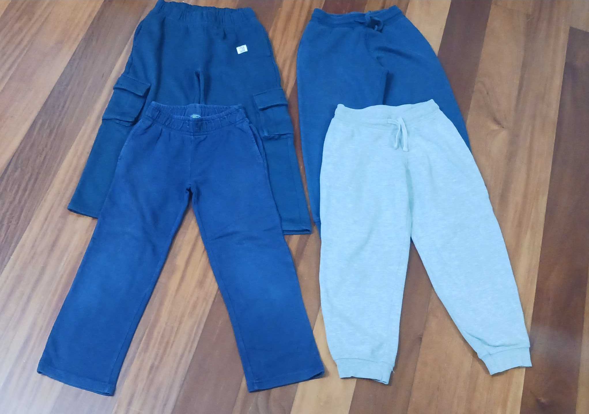 Conjunto de 4 calças de treino para criança - 4/5 anos