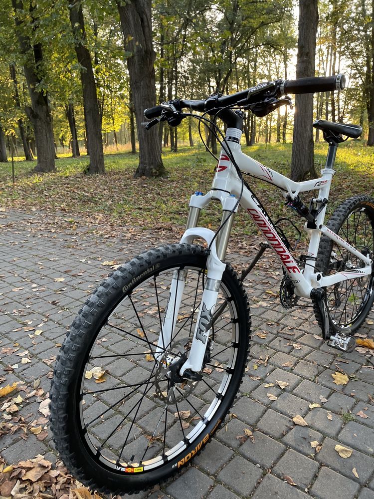 Велосипед (двухпідвіс) cannondale