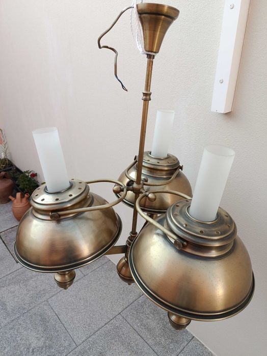 Candeeiro de Teto Clássico/Vintage com 3 Pontos de Luz - Latão e Vidro