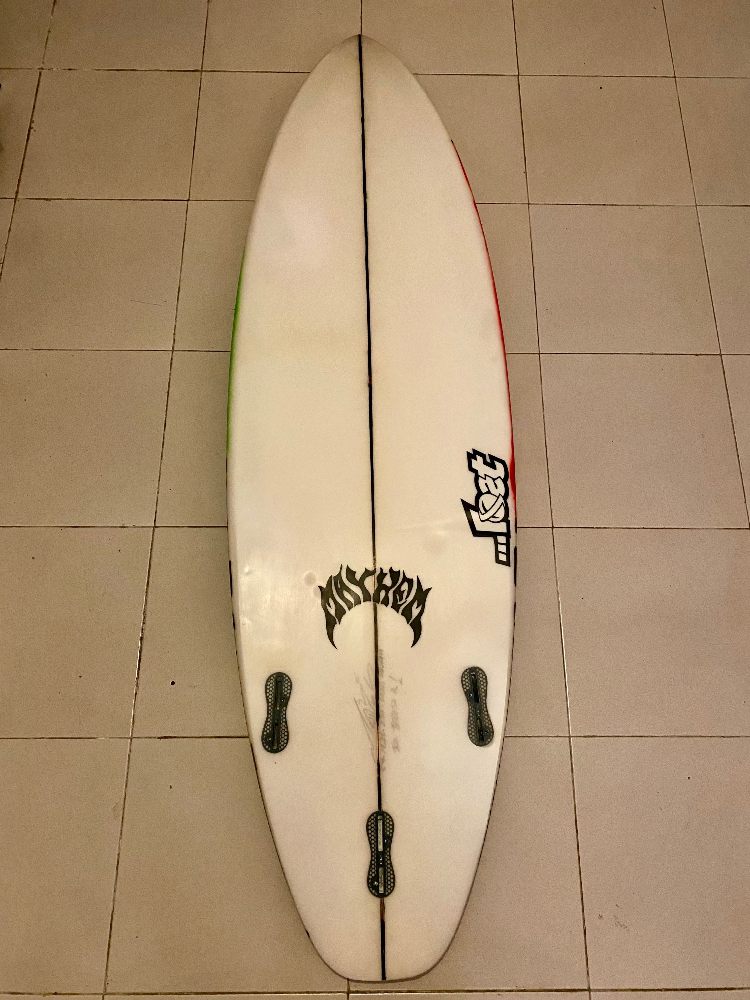 Prancha de surf Mayhen Lost Pocket Rocket  5’9